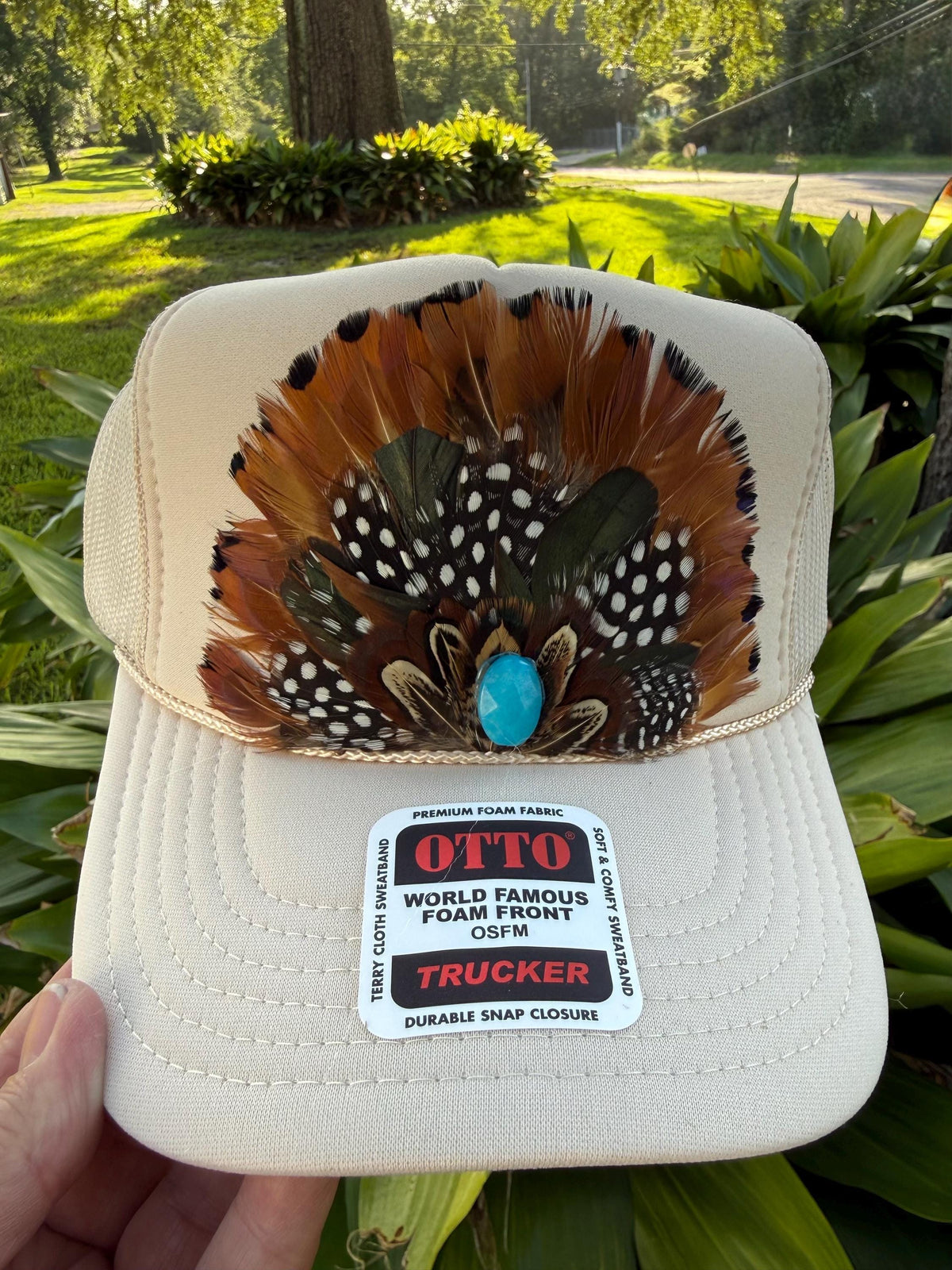 Feather Fan Trucker Hat - Style 3